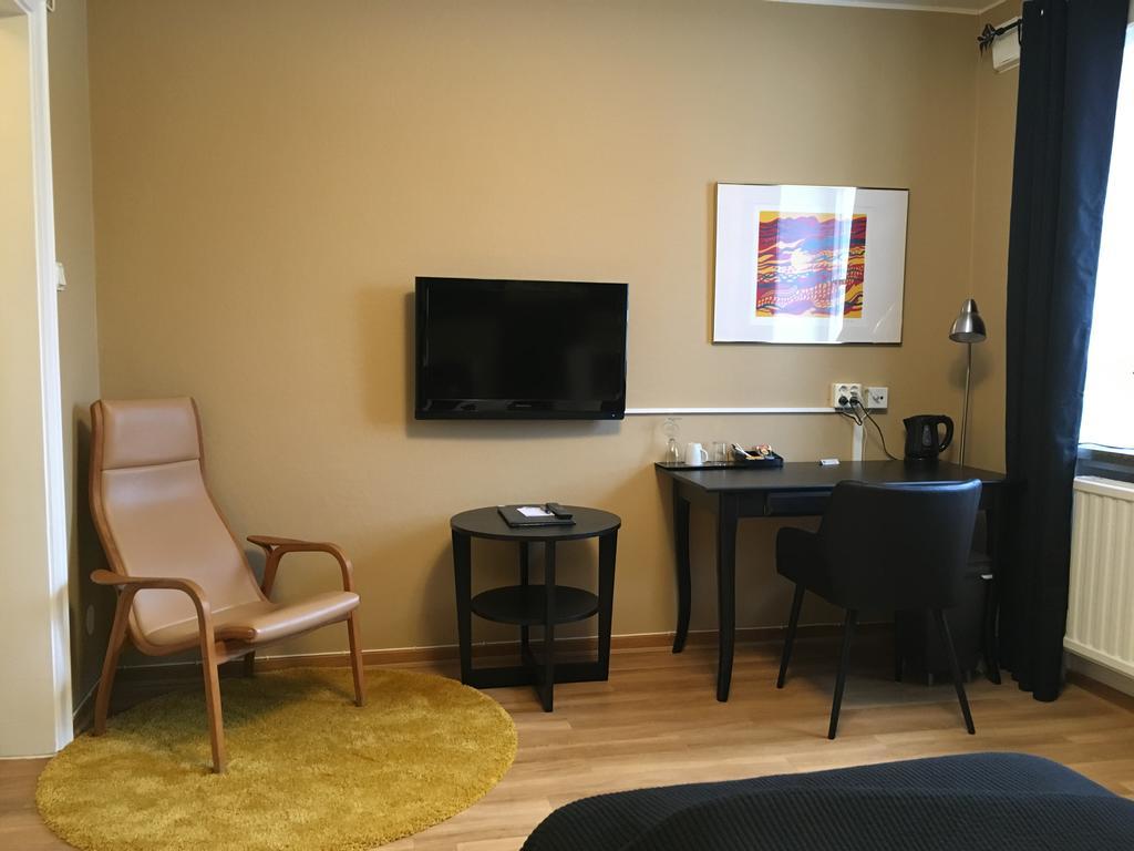 Hotel Wictoria Mariestad Habitación foto