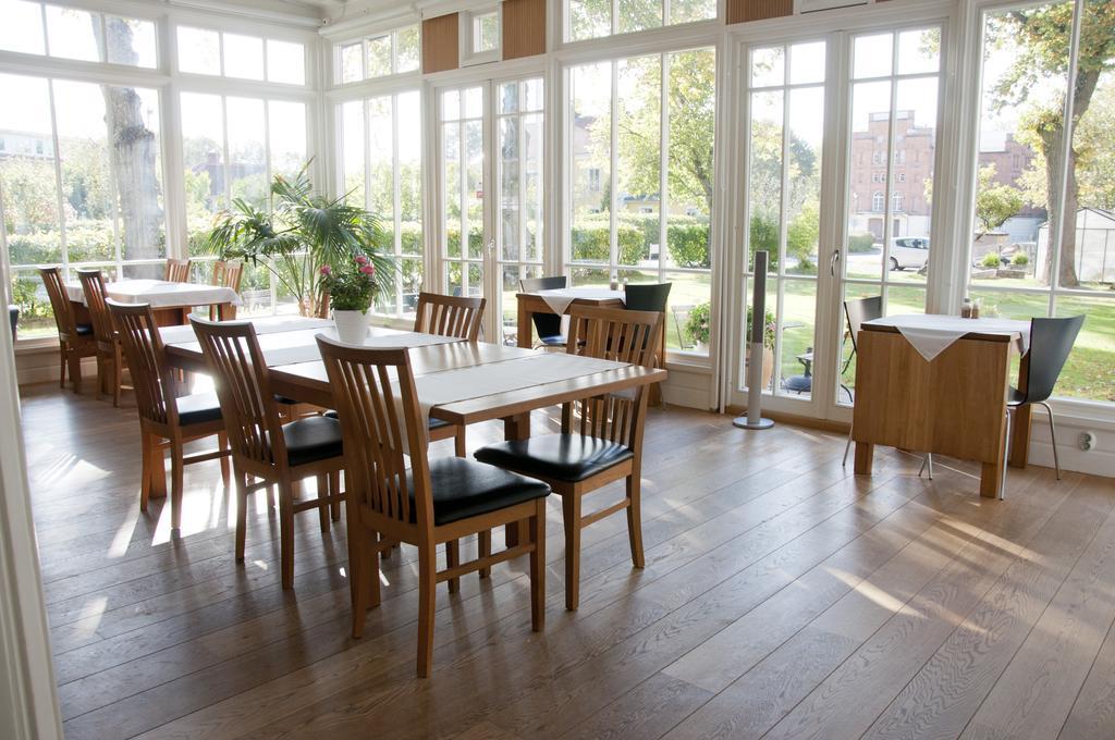 Hotel Wictoria Mariestad Habitación foto