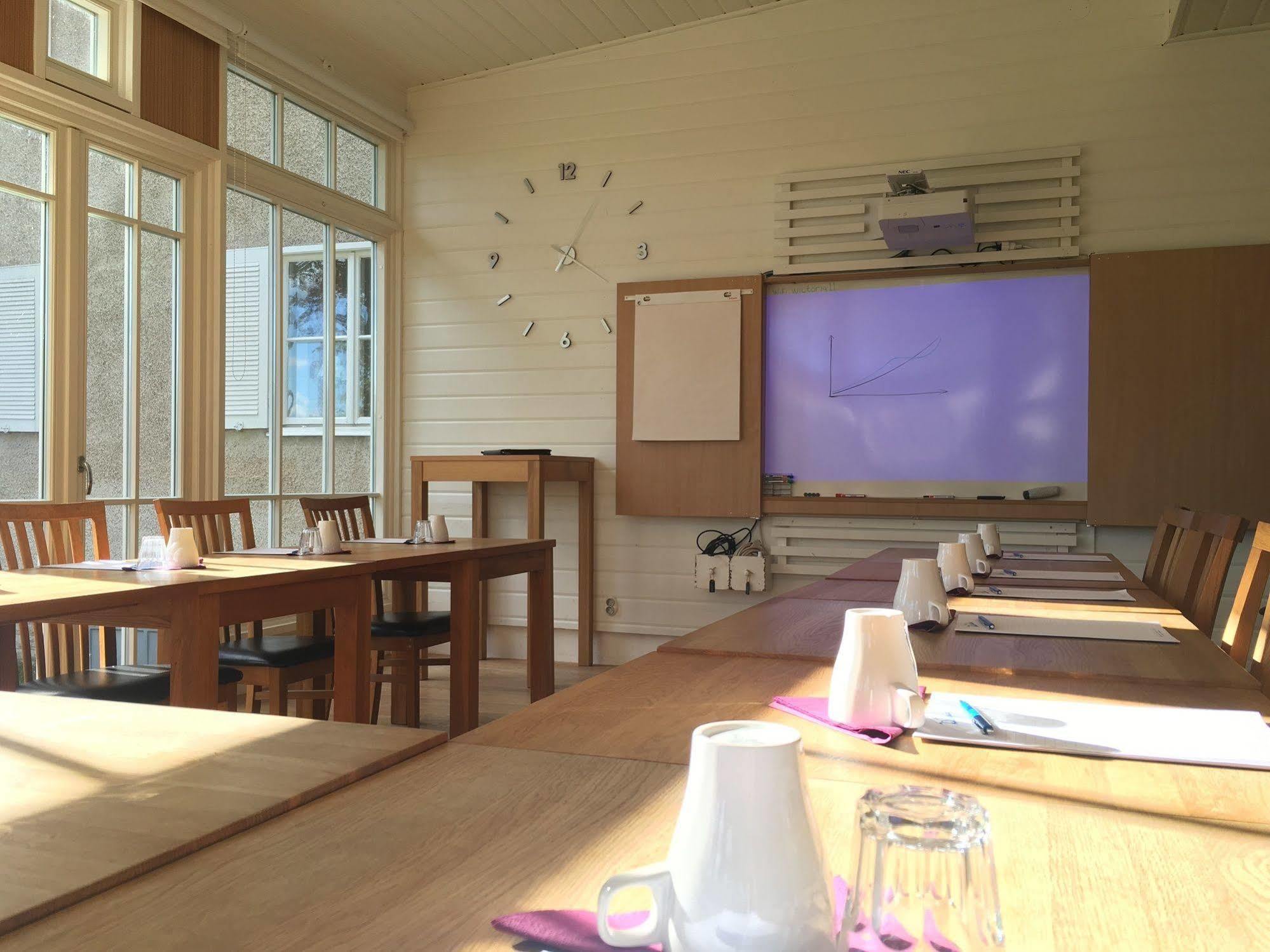 Hotel Wictoria Mariestad Exterior foto